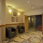 Timhotel Palais Royal 3* פריז