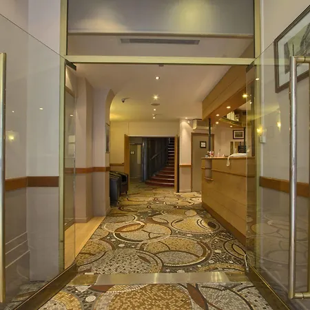 Timhotel Palais Royal מלון