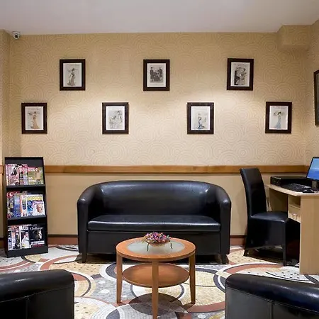Timhotel Palais Royal מלון 3*