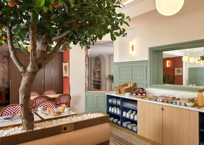 ティムホテル パレ ロワイヤル 3* パリ