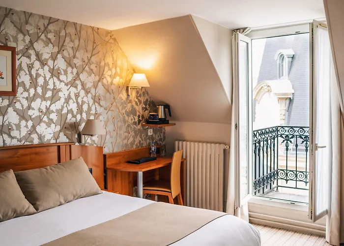 ティムホテル パレ ロワイヤル 3* パリ